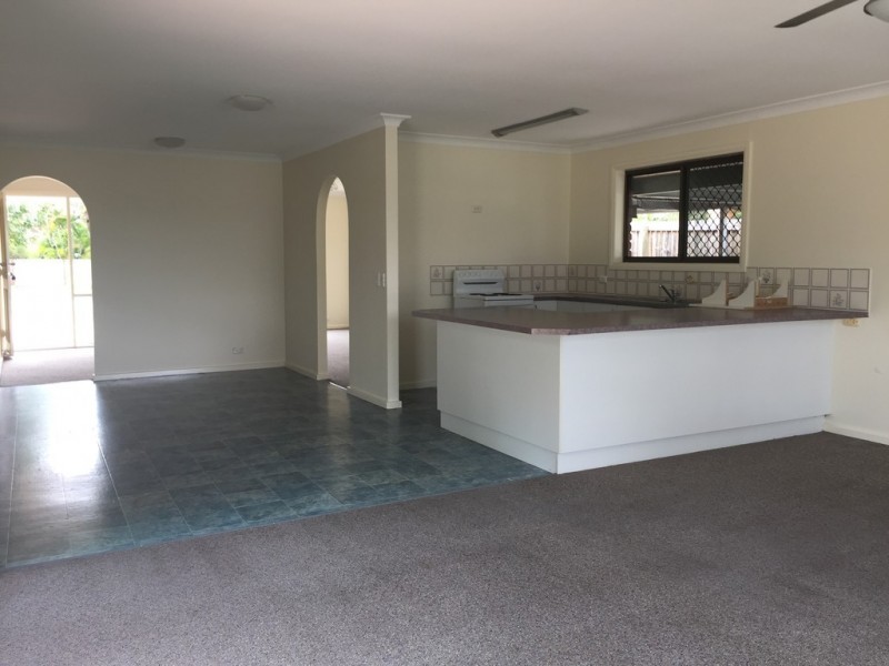 76 Cambridge Street, Rothwell QLD 4022
