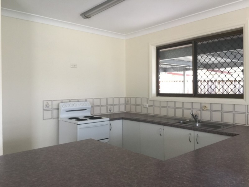 76 Cambridge Street, Rothwell QLD 4022