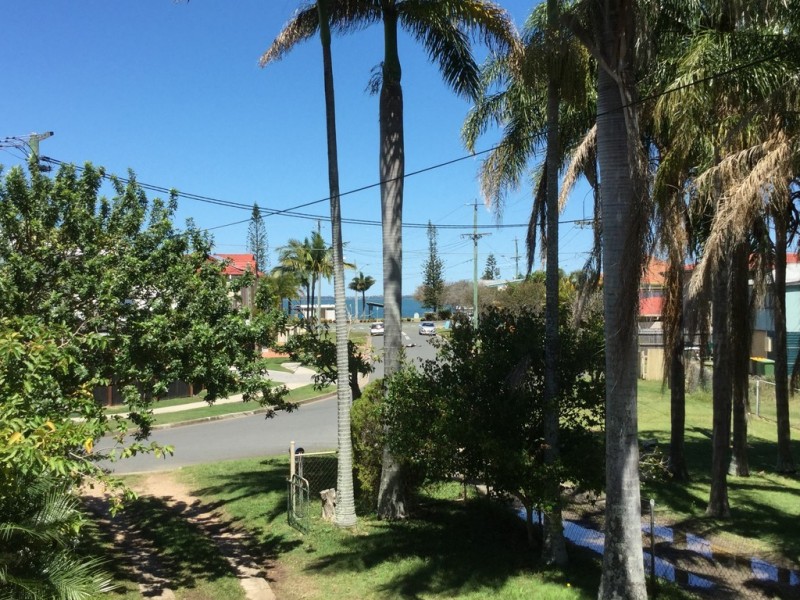 13 Thompson Crescent, Clontarf QLD 4019