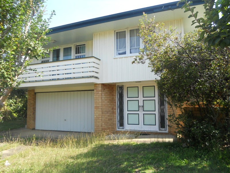 25 Lilla Street, Woody Point QLD 4019