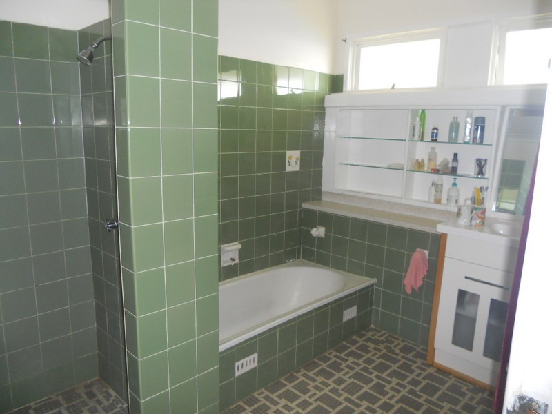 25 Lilla Street, Woody Point QLD 4019