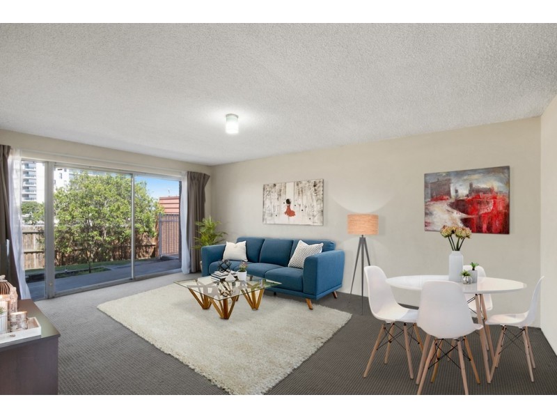 1/10 Kate Street, Woody Point QLD 4019