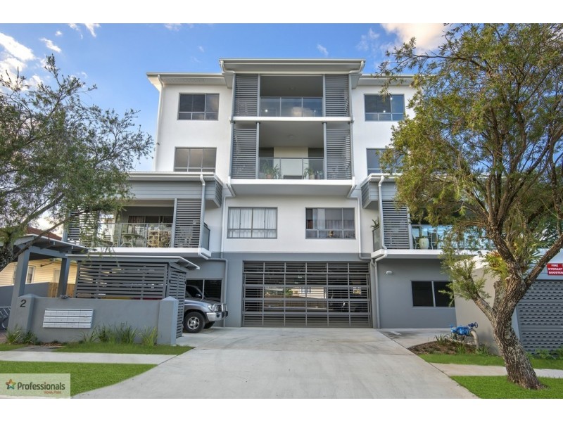 8/2 Manley Street, Redcliffe QLD 4020