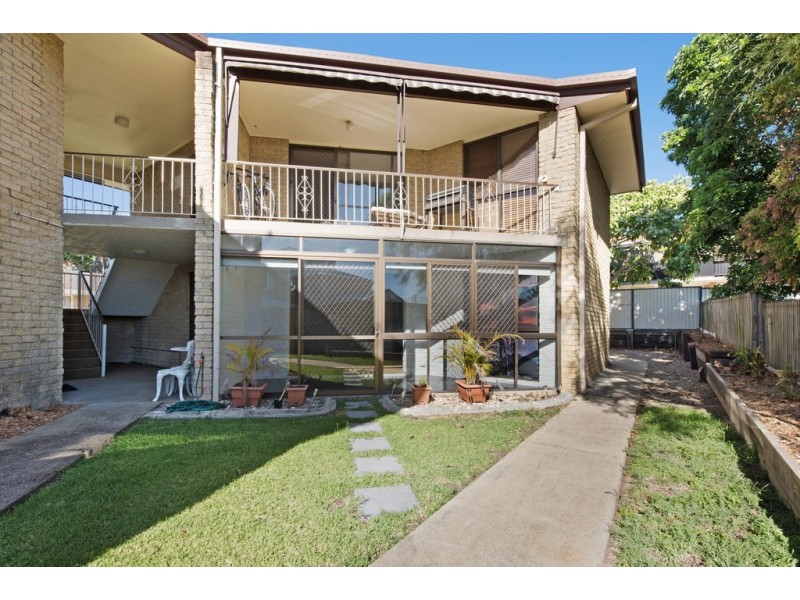 2/94-96 Oxley Avenue, Woody Point QLD 4019