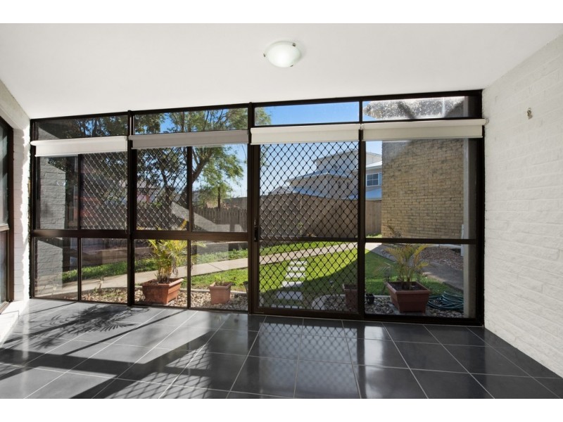 2/94-96 Oxley Avenue, Woody Point QLD 4019