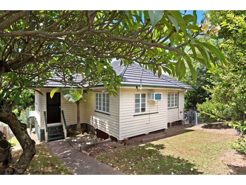 880 Samford Road, Keperra QLD 4054