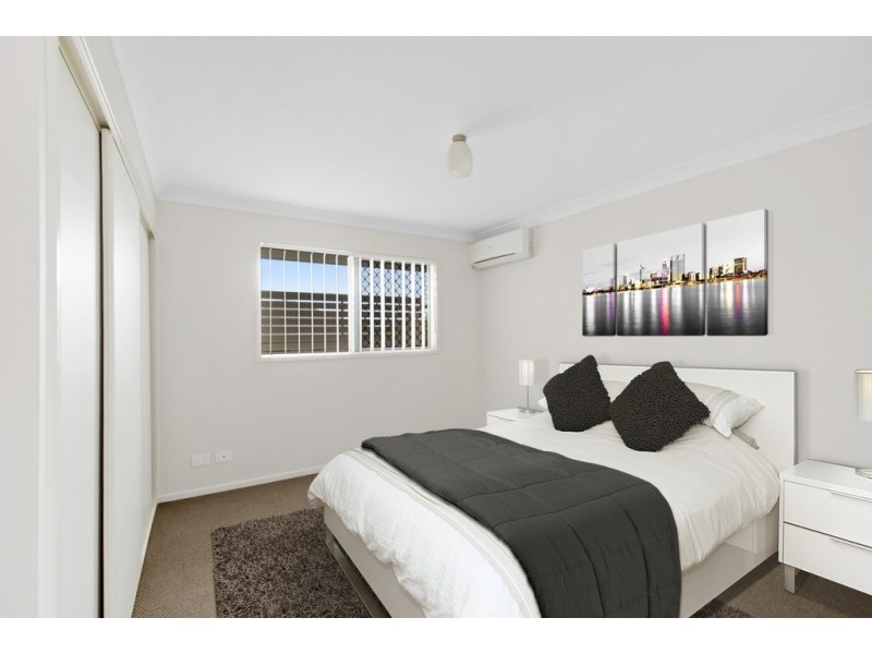 4/31 Mcaneny Street, Redcliffe QLD 4020
