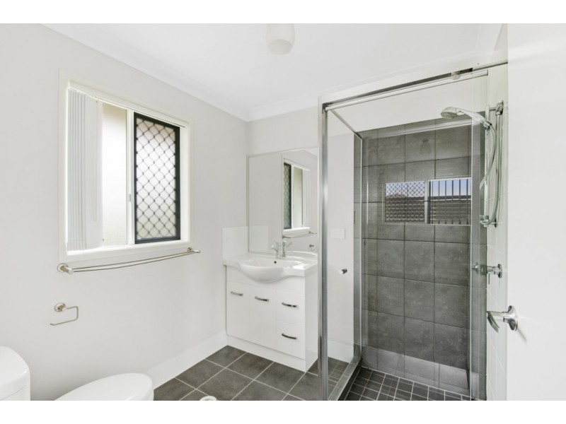 4/31 Mcaneny Street, Redcliffe QLD 4020