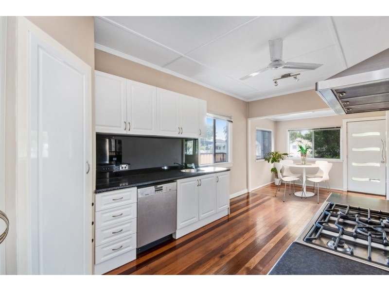 19 Inglis Street, Woody Point QLD 4019