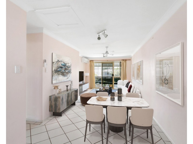 8/34 Caroline Street, Woody Point QLD 4019