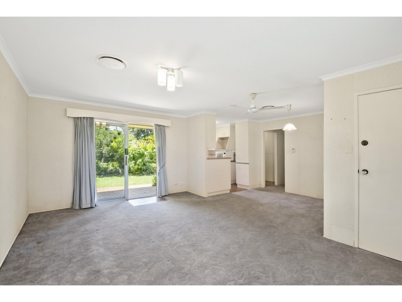 17 Wharf Street, Woody Point QLD 4019