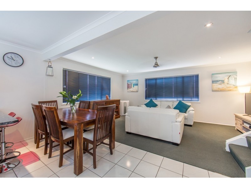 9/19 Ellen Street, Woody Point QLD 4019
