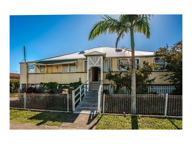 4/4 McCulloch Avenue, Margate QLD 4019