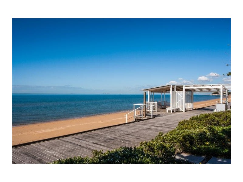 4/4 McCulloch Avenue, Margate QLD 4019