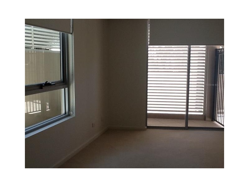 1/142 Prince Edward Parade, Scarborough QLD 4020