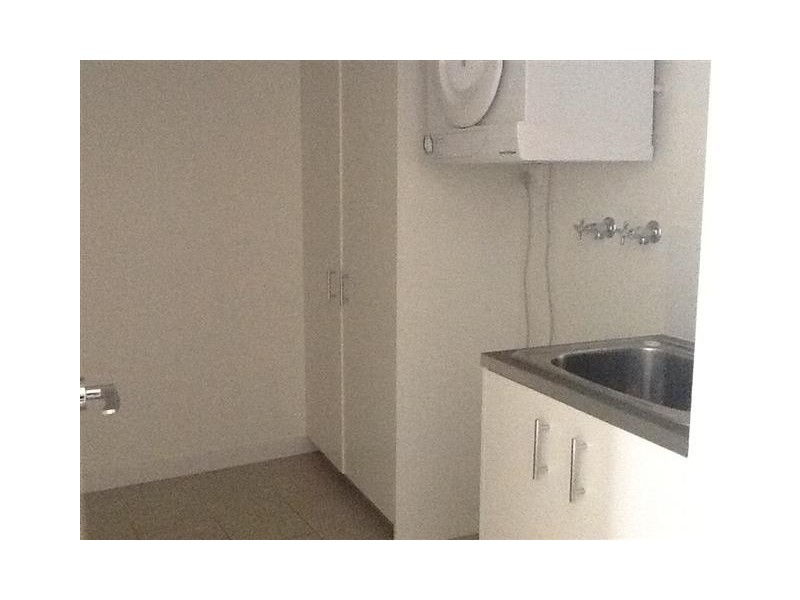 1/142 Prince Edward Parade, Scarborough QLD 4020