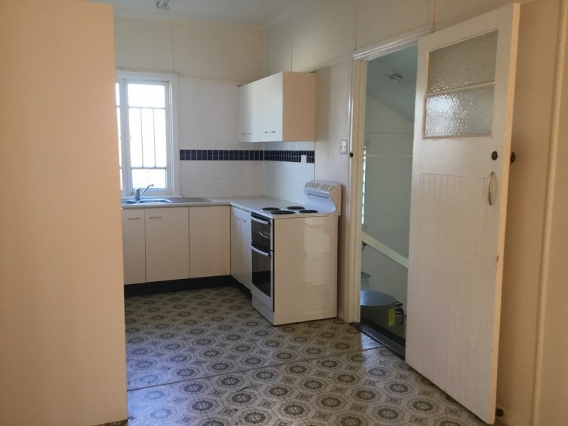 71 King Street, Woody Point QLD 4019