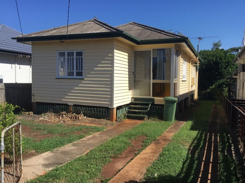 71 King Street, Woody Point QLD 4019