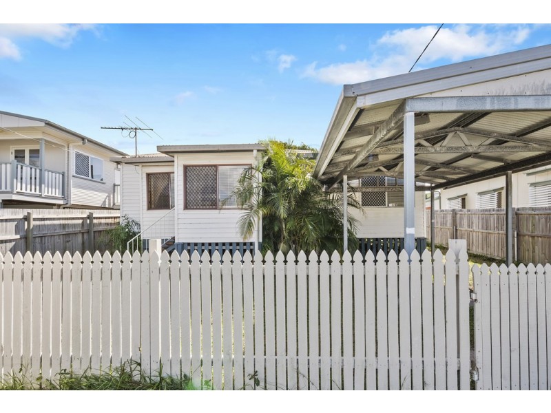 30 Hale Street, Margate QLD 4019