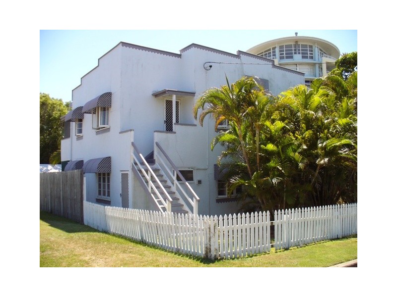 3/4 Dix Street, Redcliffe QLD 4020