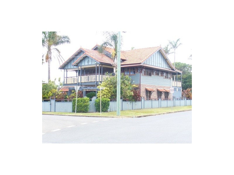 125 Flinders Pde, Scarborough QLD 4020
