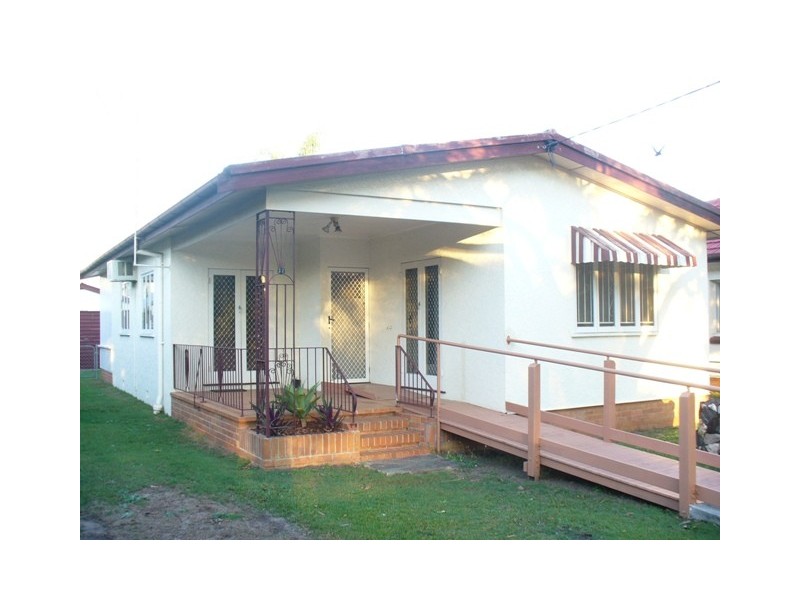 32 Valerie Street, Clontarf QLD 4019