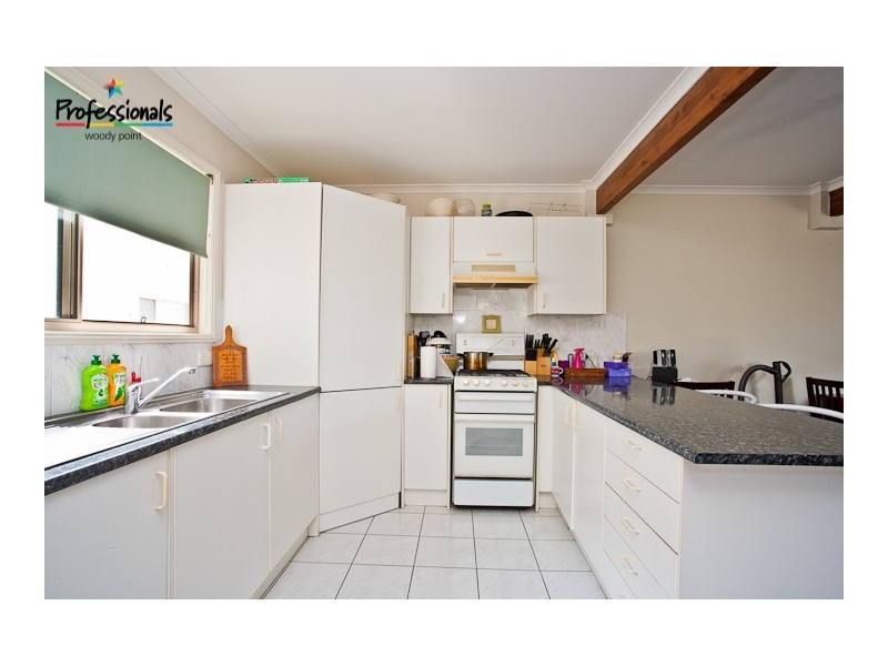 6/19  Ellen Street, Woody Point QLD 4019