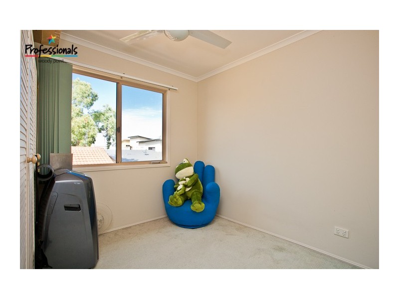 6/19  Ellen Street, Woody Point QLD 4019