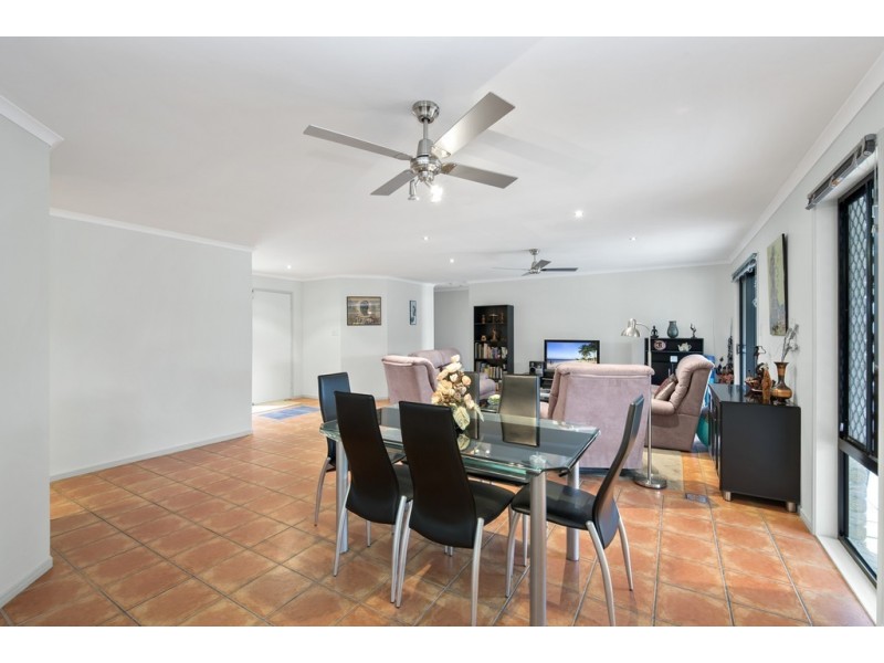 6 Venus Court, Rothwell QLD 4022