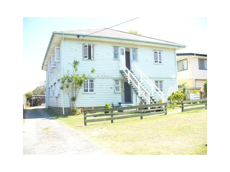 2/4 Vernon Street, Clontarf QLD 4019