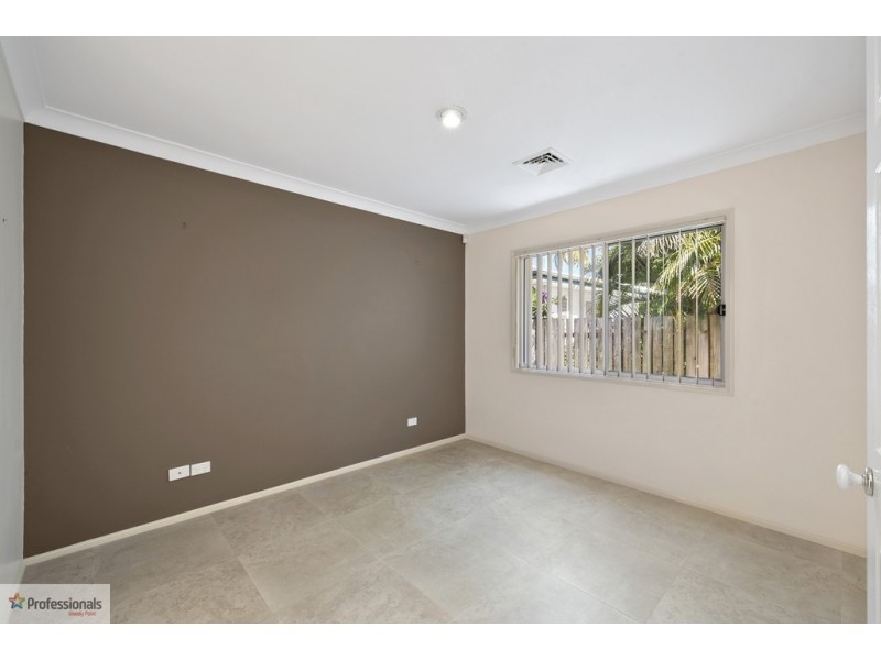 2/22 Georgina Street, Woody Point QLD 4019