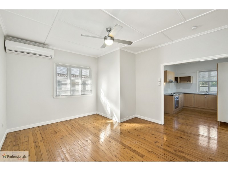 54 Arthur Street, Woody Point QLD 4019