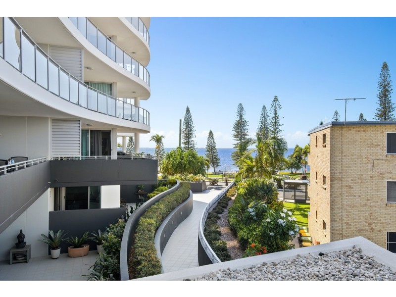 40/17 Marine Parade, Redcliffe QLD 4020