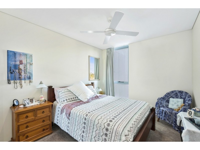 40/17 Marine Parade, Redcliffe QLD 4020