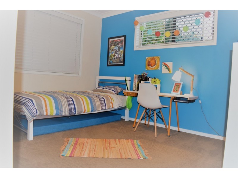 20 Collins Street, Woody Point QLD 4019