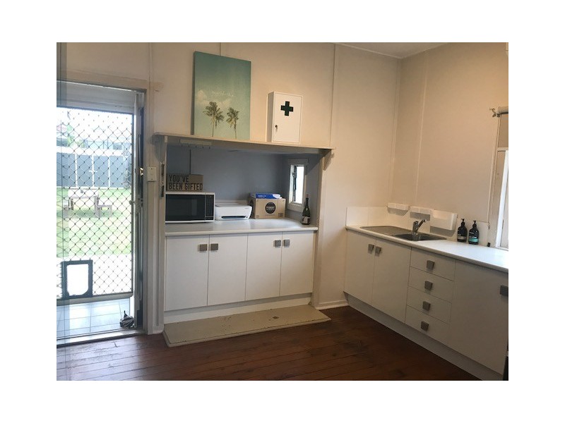30 Hardiman Street, Woody Point QLD 4019