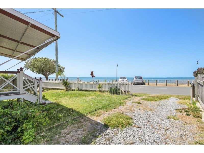 7 Esplanade, Deception Bay QLD 4508