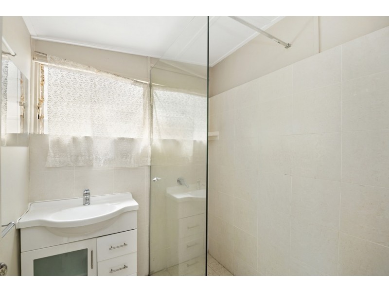 7 Esplanade, Deception Bay QLD 4508