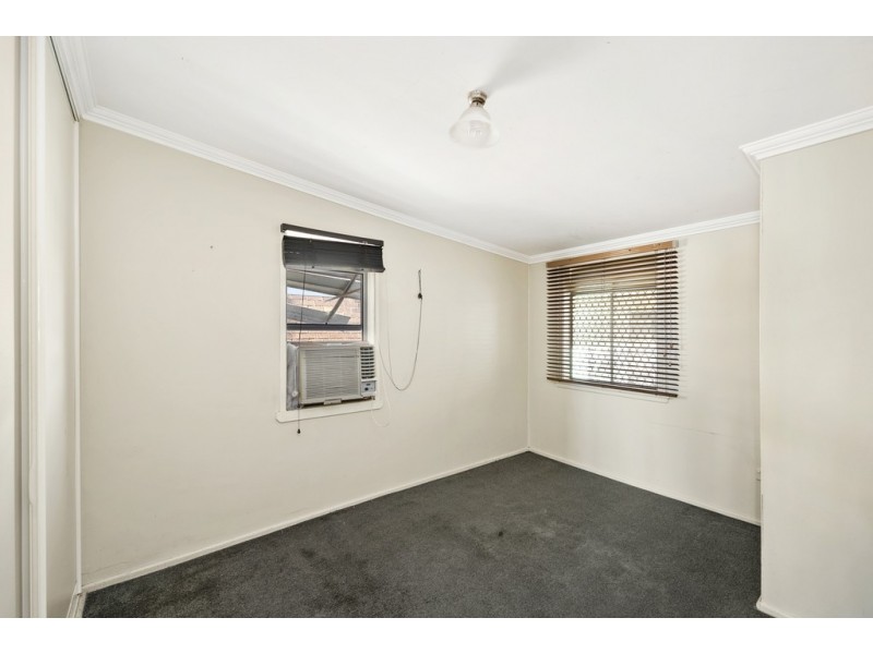 7 Esplanade, Deception Bay QLD 4508