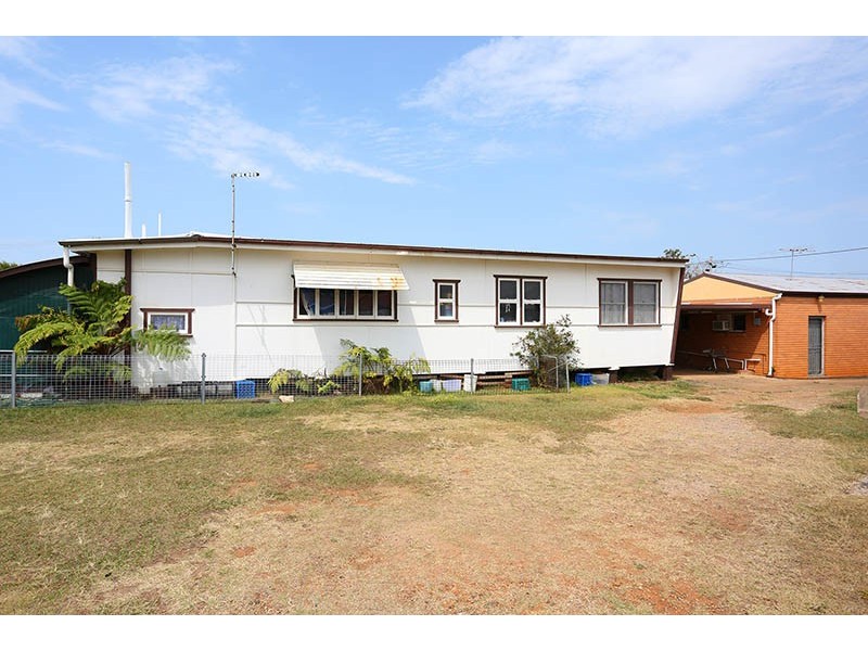 52 King Street, Woody Point QLD 4019