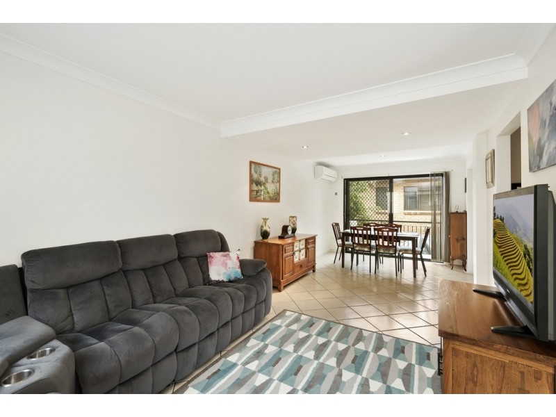 11/16-18 Georgina Street, Woody Point QLD 4019