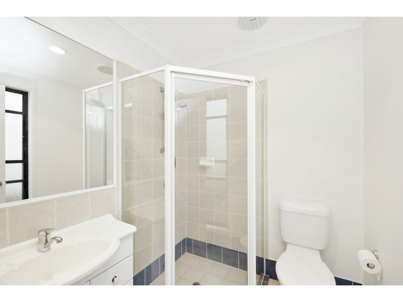 11/16-18 Georgina Street, Woody Point QLD 4019