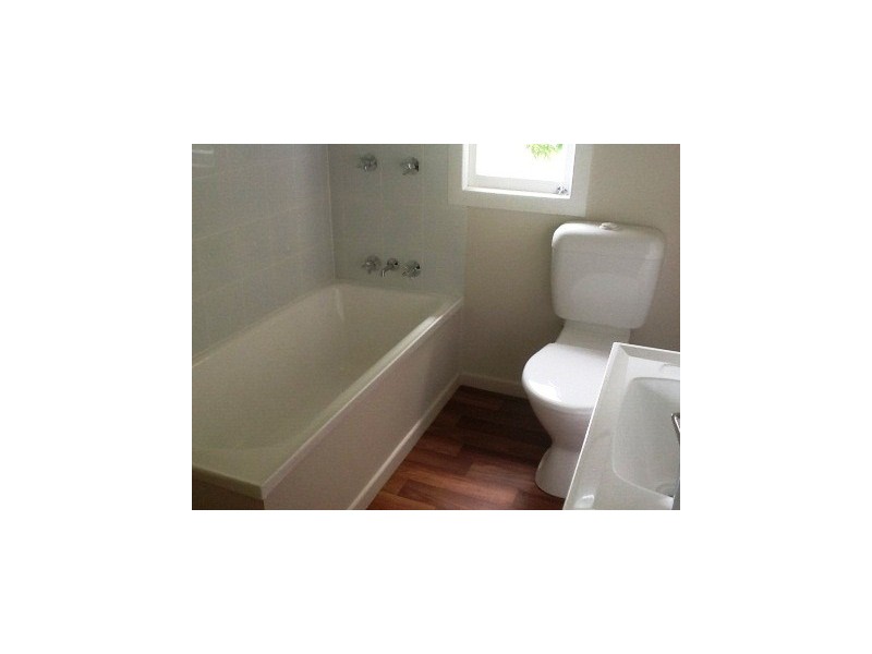 2/96 Hornibrook Esplanade, Clontarf QLD 4019