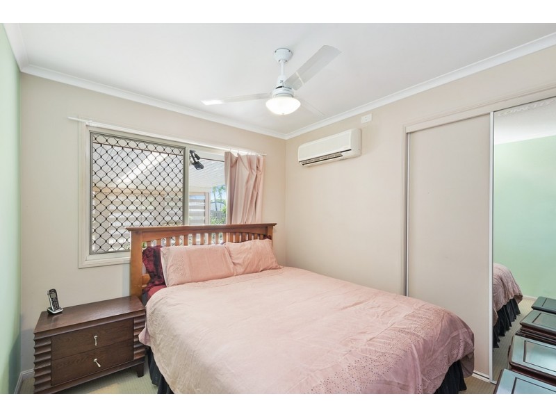 33 Xanadu Crescent, Rothwell QLD 4022