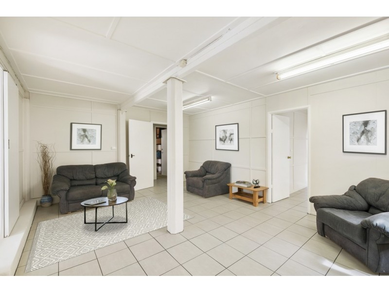 275 MacDonnell Road, Clontarf QLD 4019