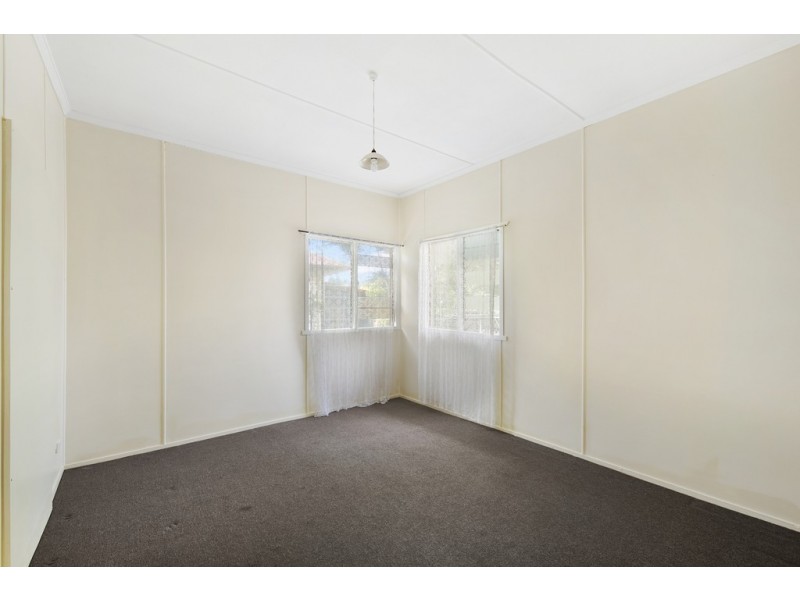 102 Elizabeth Avenue, Clontarf QLD 4019