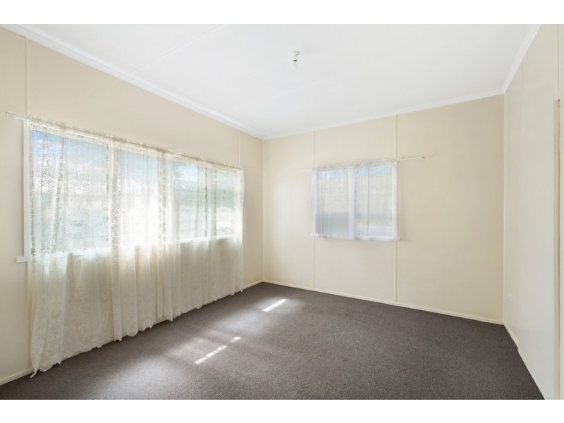 102 Elizabeth Avenue, Clontarf QLD 4019