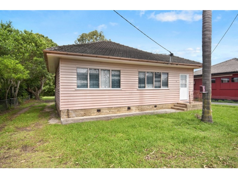 102 Elizabeth Avenue, Clontarf QLD 4019