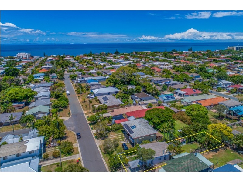 19 Frank Street, Scarborough QLD 4020