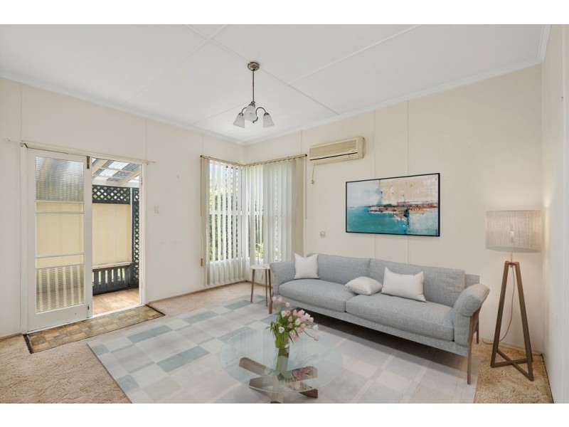 19 Frank Street, Scarborough QLD 4020